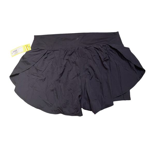 all in motion Pants - All In Motion Woven High-Rise 2-in-1 Run Shorts 3" Womens Size 1X Black